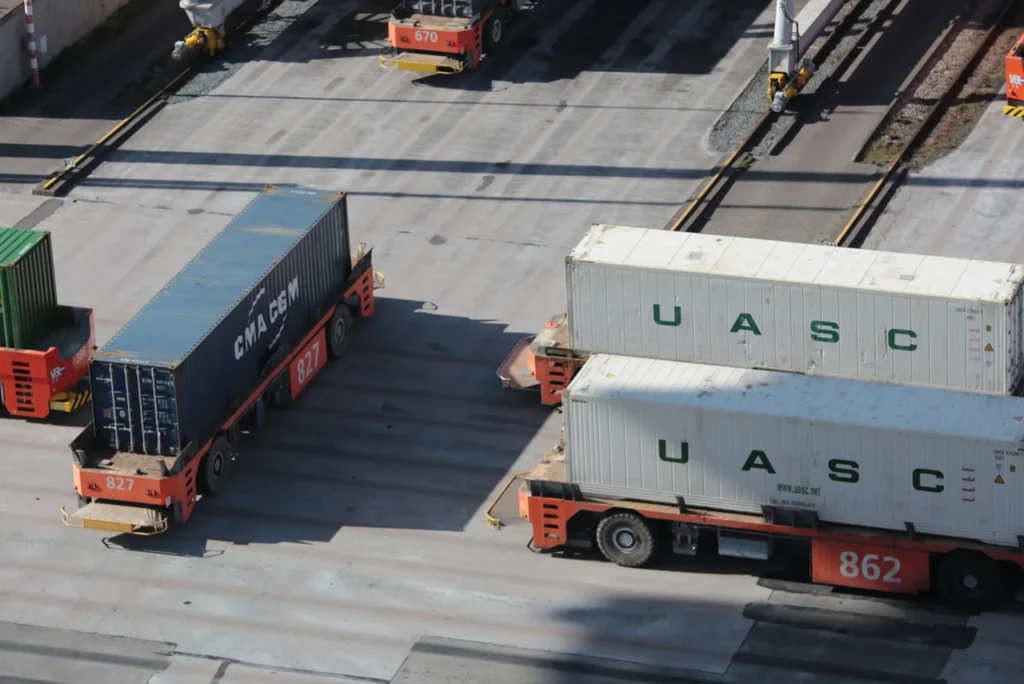 Comprehensive Guide to Cargo Services in Ajman