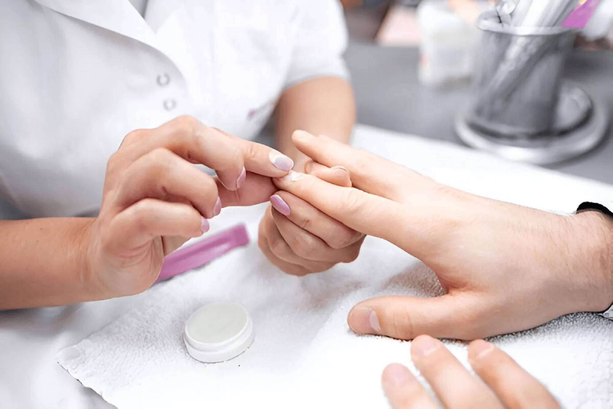 Achieving Flawless Nail Extensions Dubai