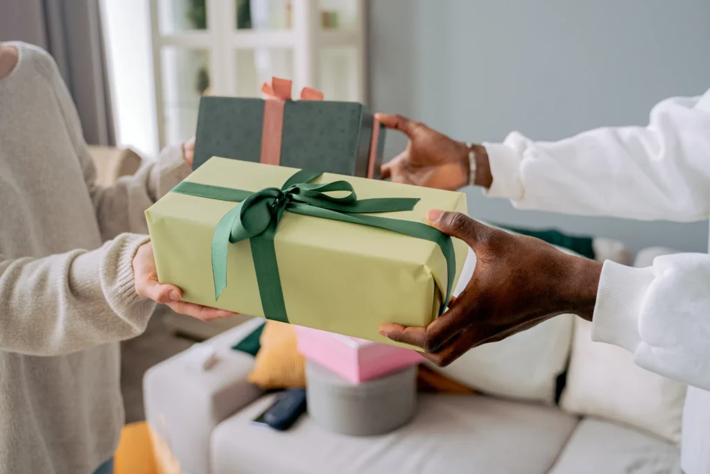 What Makes Corporate Gifts Dubai Effective